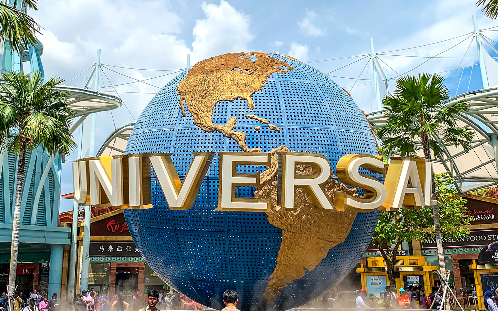 Universal Studios Singapore: Dunia Fantasi dan Wahana Seru yang Tak Boleh Kamu Lewatkan!